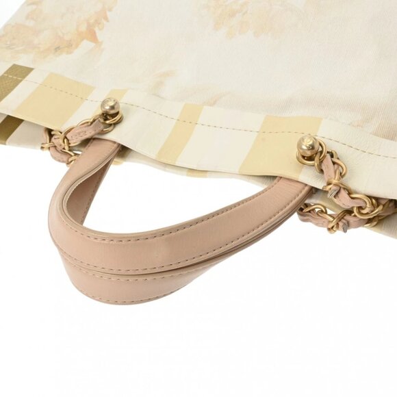 CHANEL beige tote bag - Picture 6 of 12